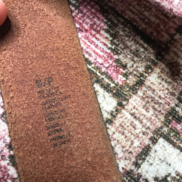 Tooled Floral Leather Brown Belt Gold Brass Circular Buckle Boho Rustic - Picture 7 of 7